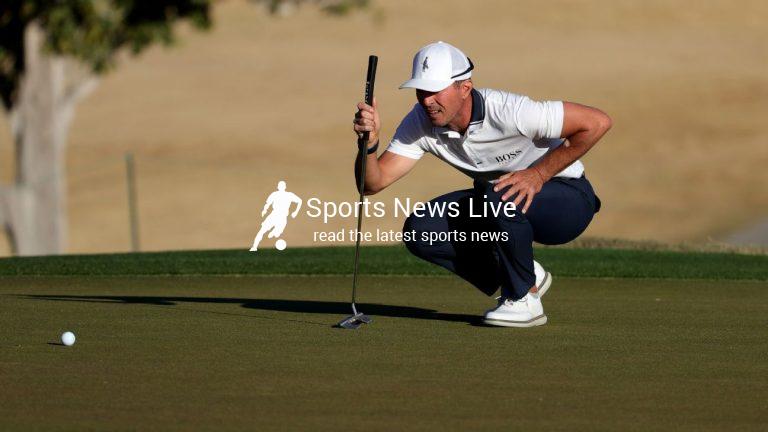Mike Weir leads by 2 at Cologuard Classic; Phil Mickelson 9 back