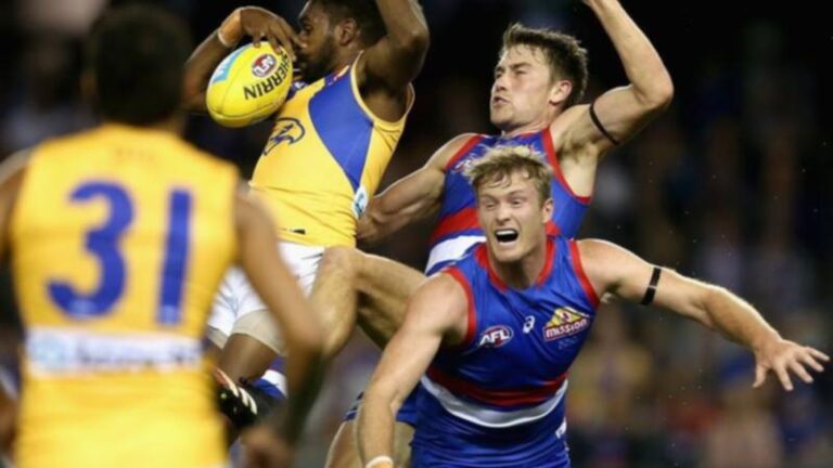 Bontempelli helps Dogs to classic AFL win