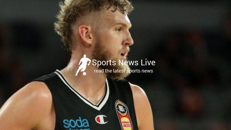United win ugly over Hawks in NBL