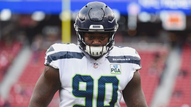 Seattle Seahawks set to move on from Jarran Reed, source says; Carlos Dunlap re-signs