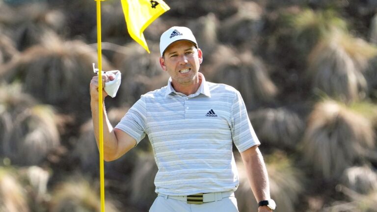 Sergio Garcia ousts Lee Westwood with sudden-death hole-in-one at Match Play