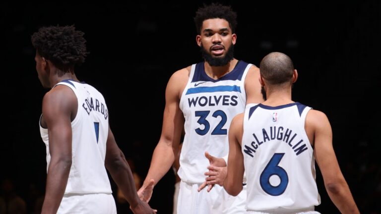 Timberwolves’ Karl-Anthony Towns reflects on ’emotional’ night as father attends first game since Jackie Cruz-Towns’ death