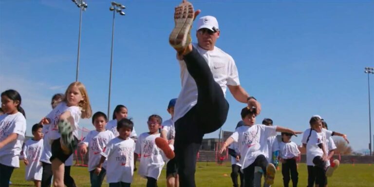 Jacoby Ellsbury visits Nike baseball camp for Native American youth