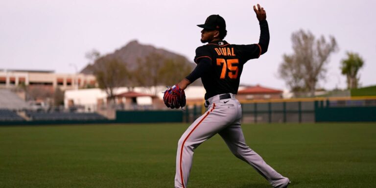 Camilo Doval adjusting to pitch timer in Spring Training