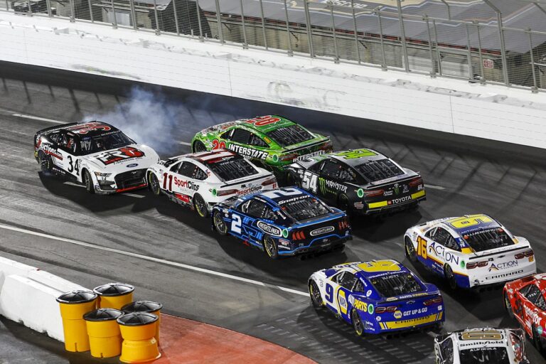NASCAR Clash trod “fine line between entertainment and racing”