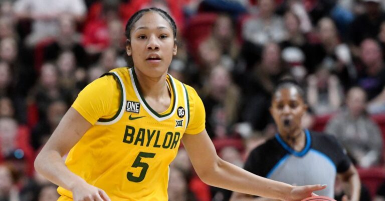 NCAAW: Andrews, Littlepage-Buggs make key plays that lead Baylor Bears