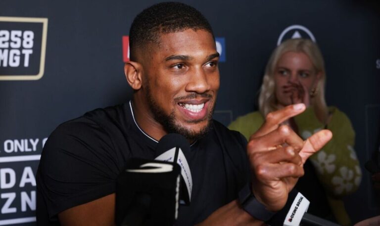 Anthony Joshua aims sly dig at ex-coach after controversial comments | Boxing | Sport