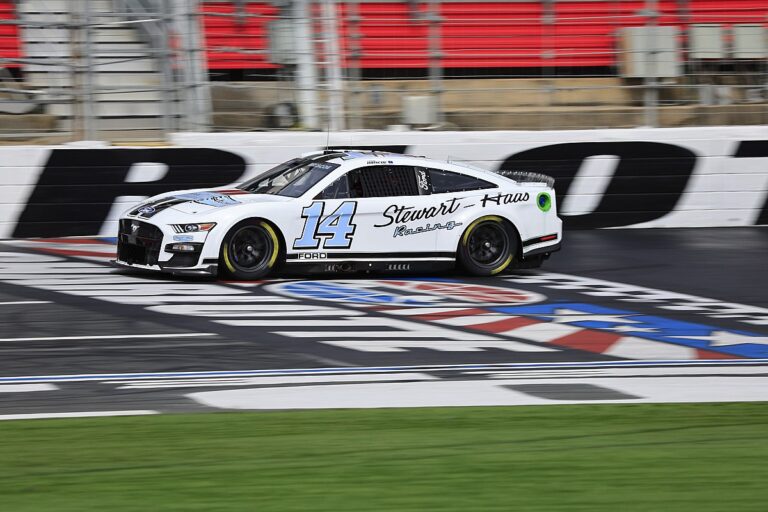 Briscoe relishes testing at “always changing” Charlotte track