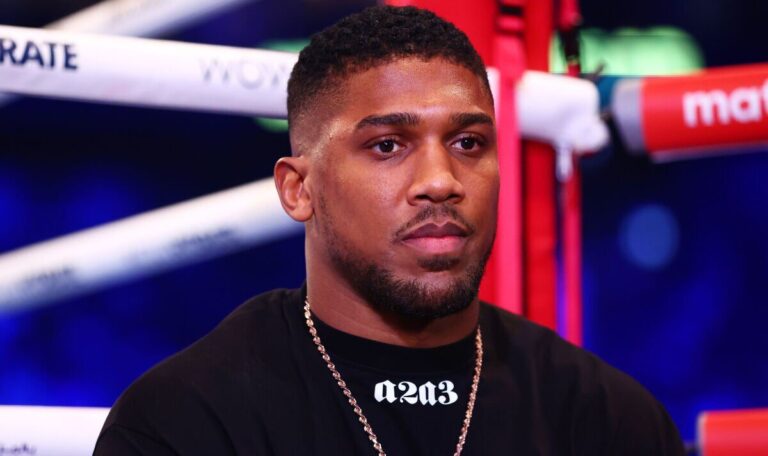 Anthony Joshua sent clear message as fans pick sides between him and Carl Froch | Boxing | Sport