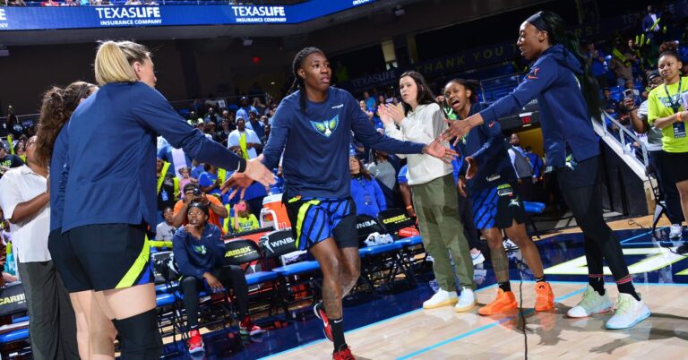 WNBA: Nneka Ogwumike, Los Angeles Sparks take on Sabally, Dallas Wings