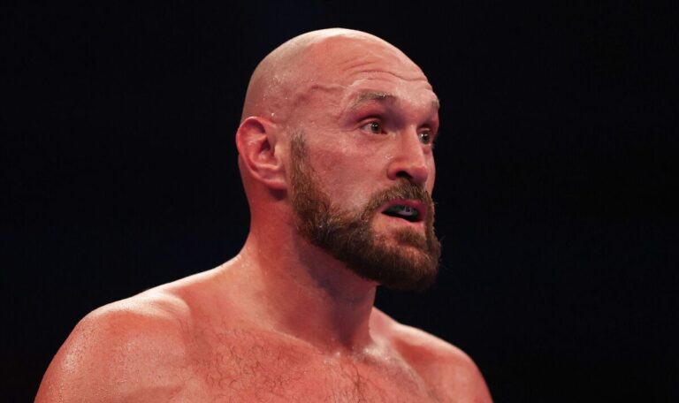 Tyson Fury warned to expect ‘disaster’ Oleksandr Usyk fight after announcement tease | Boxing | Sport