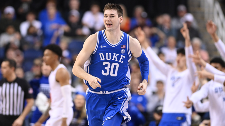 Duke’s Kyle Filipowski sends message to hecklers: ‘You’re spending your money to watch me beat your ass’