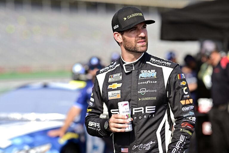 Corey LaJoie agrees to multi-year extension with Spire