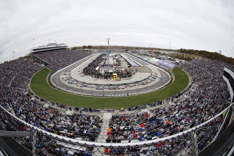 2023 NASCAR Cup Martinsville II schedule, entry list, and how to watch