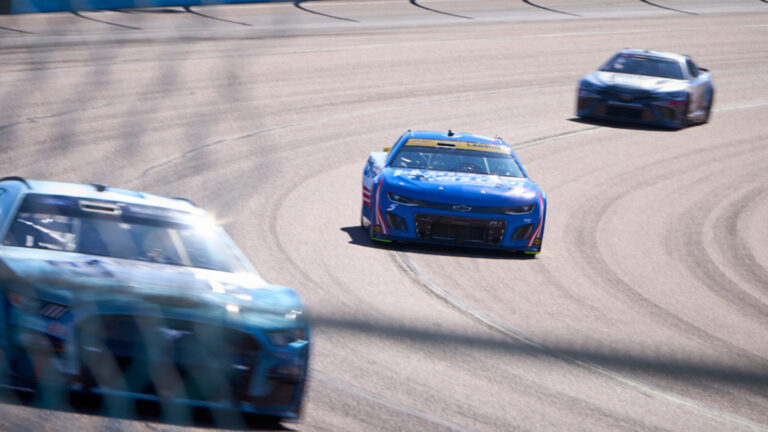 NASCAR drivers have differing opinions after short track test at Phoenix